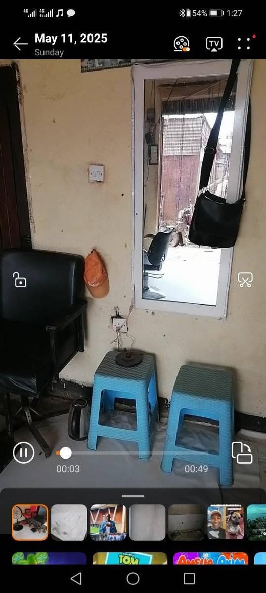 A picture of Men salon