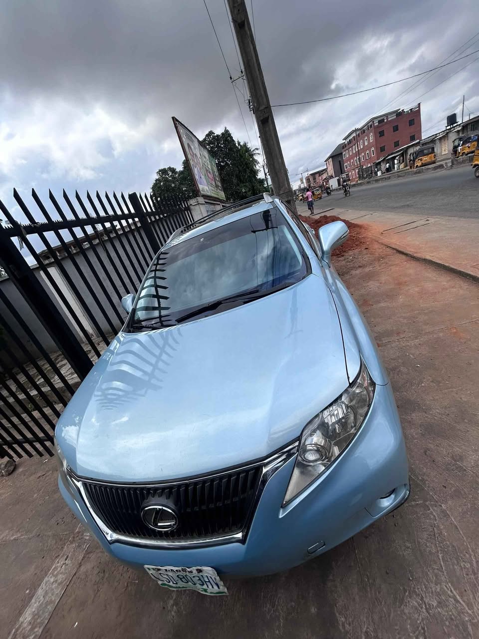 A picture of Lexus Rx 350