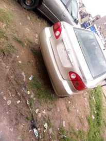 A picture of 2004 Toyota corolla