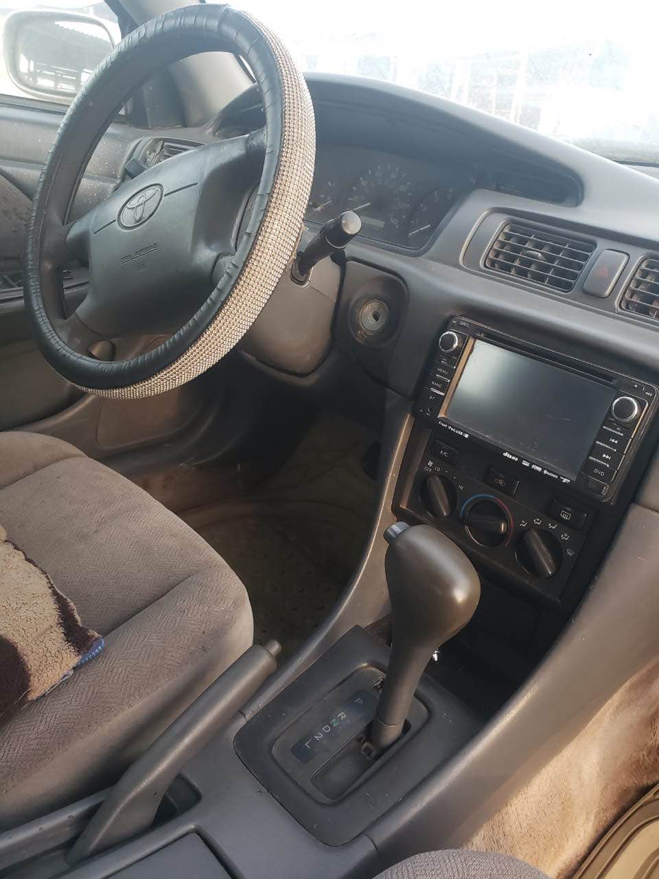 A picture of Toyota Camry drop light