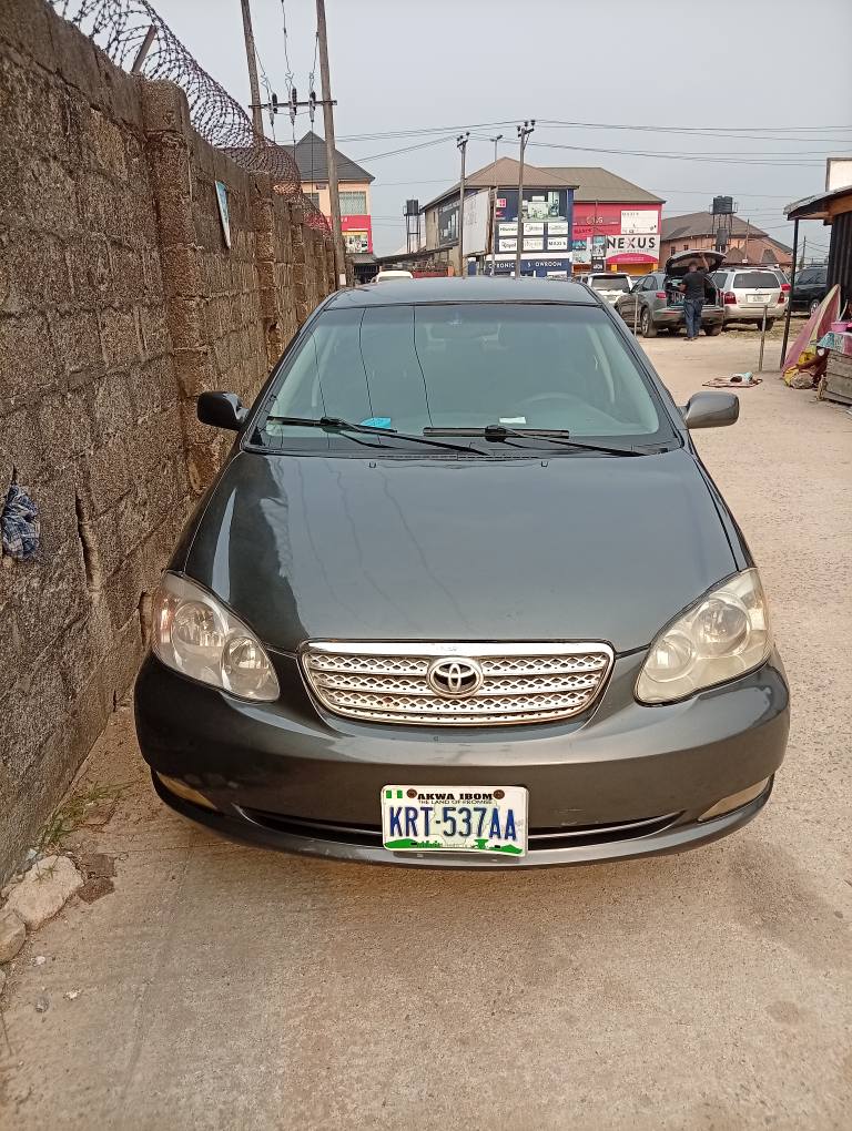 A picture of DISTRESS SALE TOYOTA COROLLA 06 MODEL WITH BEST ENGINE AND