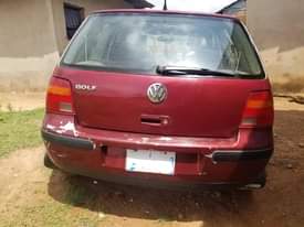 A picture of VW golf 4