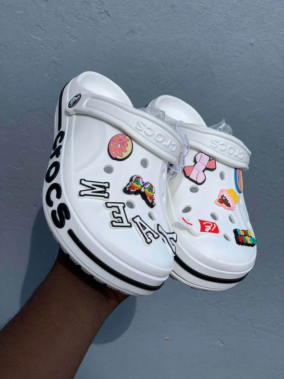 crocs