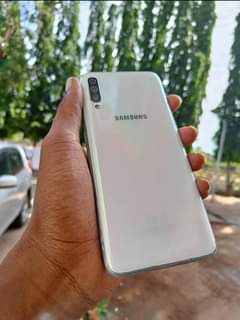 A picture of Samsung A70