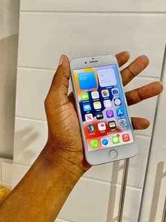A picture of iPhone 7 128gb