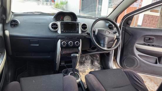 A picture of car