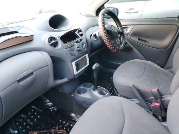 A picture of Toyota vitz 15 millions negotiable CALL 0786 92 82 59