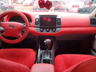 A picture of Camry 2 4