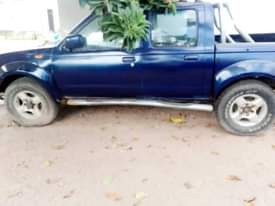 used nissan hardbody