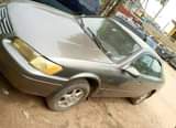 A picture of 1999 TOYOTA Camry