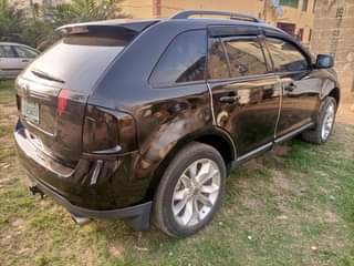 A picture of Ford edge 2012