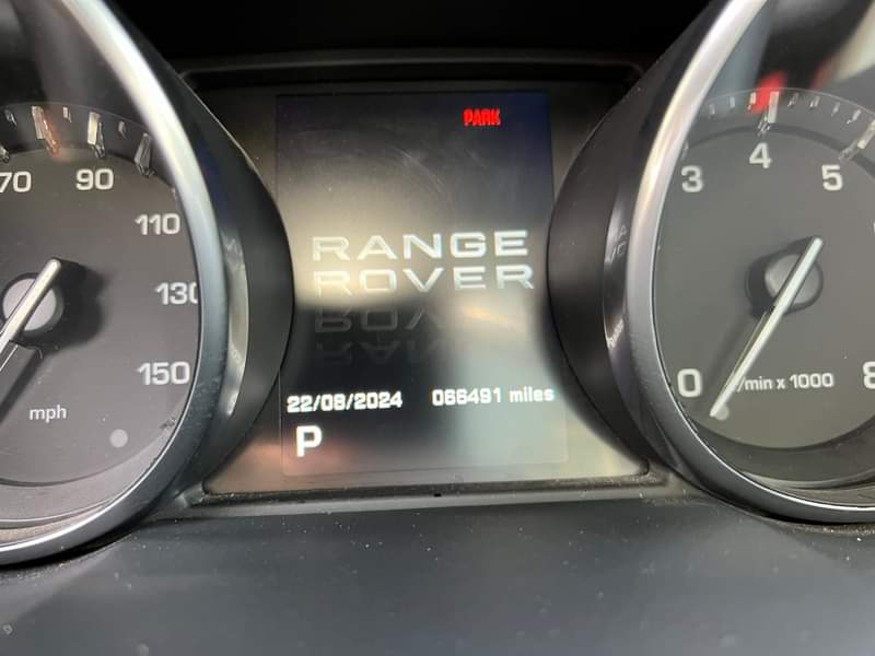 A picture of Brand New Standard 2013 014 RR Evogue 66k Miles Accident