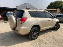 A picture of Brand TOYOTA Model RAV4 Year 2008 COLOUR GOLD Transmission Automatic