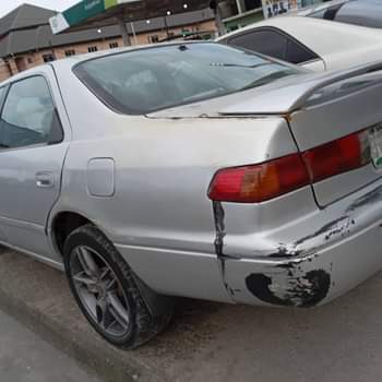 A picture of Camry Drop Light Distress sale 1 570m to the owner