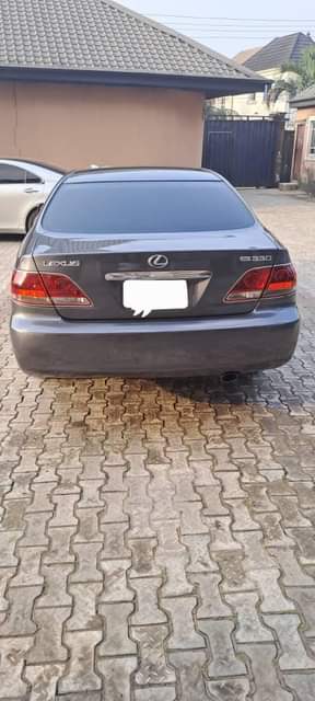 A picture of Available as seen Neatly used Lexus ES330 Buy and drive