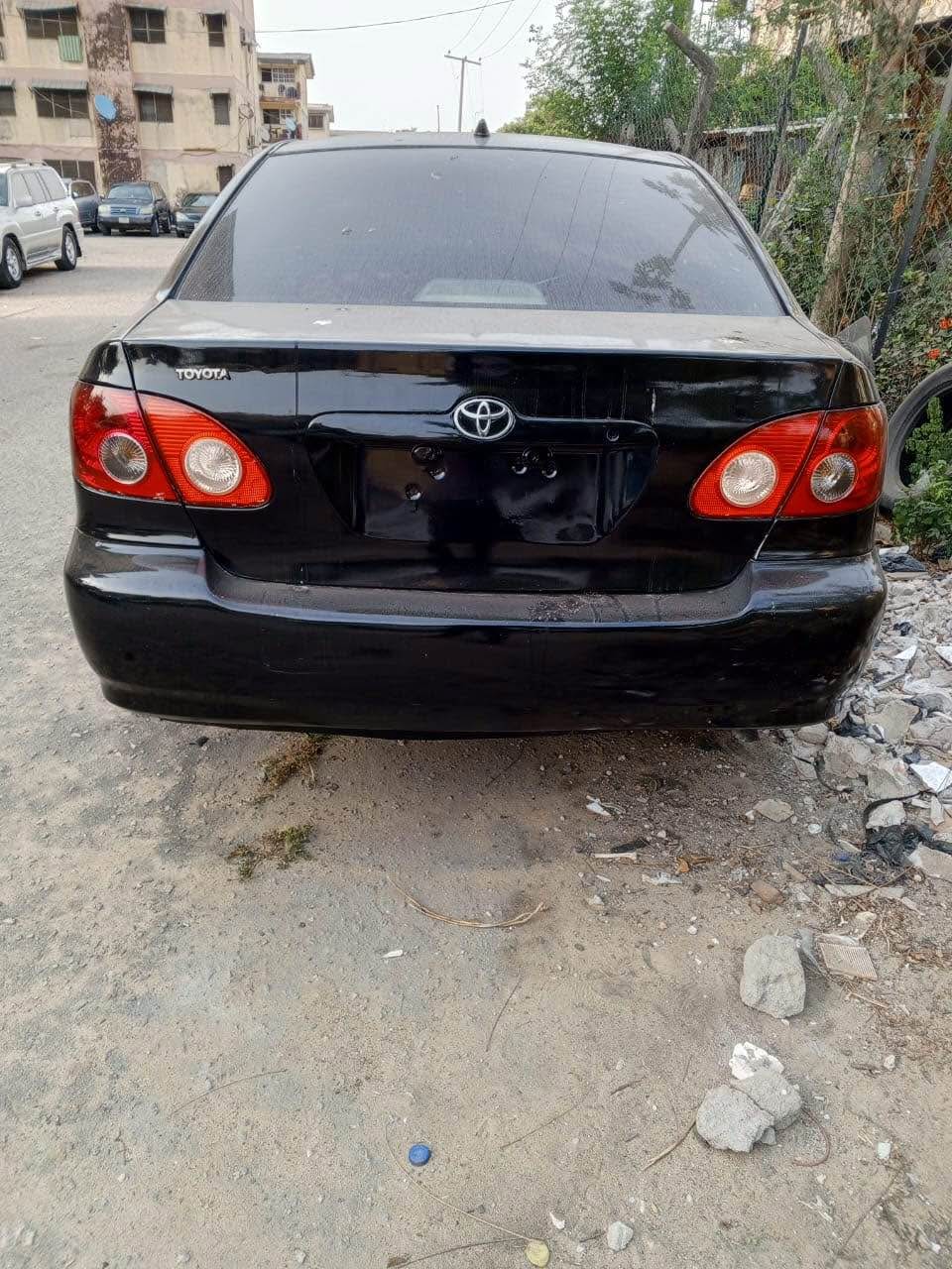 A picture of Toyota Corolla 2005