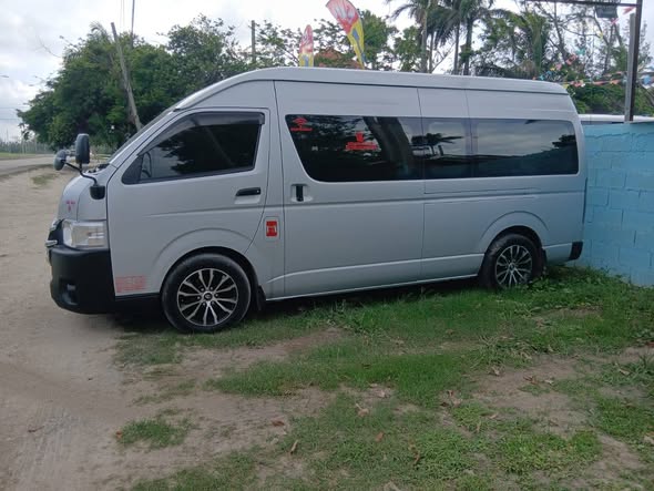 used toyota hiace