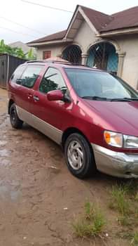 A picture of Clean 2000 model sienna in Good Condition Good grade Engine