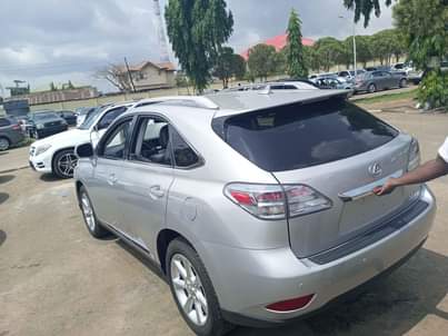 A picture of 2010 Rx350