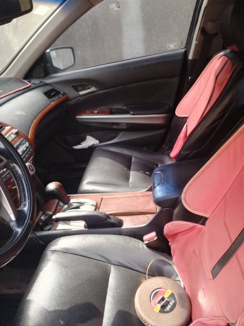 A picture of HONDA ACCORD