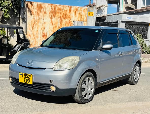 A picture of MAZDA VERISSA EPQ