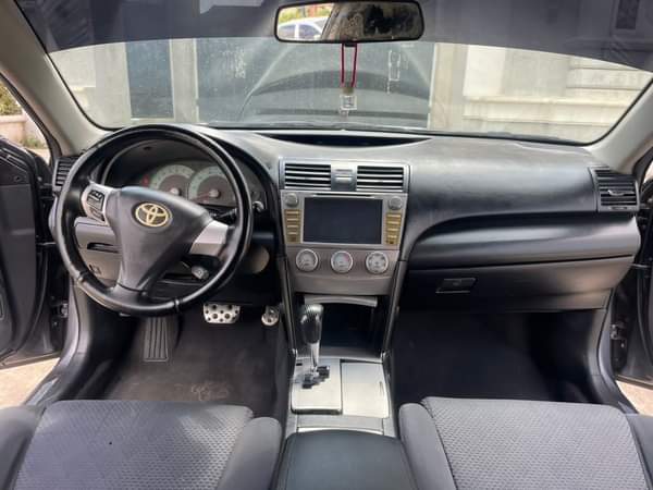 A picture of TOYOTA CAMRY SE 2009 MODEL WITH GENUINE CUSTOM DUTY AT