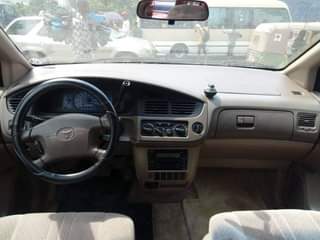A picture of Toyota sienna