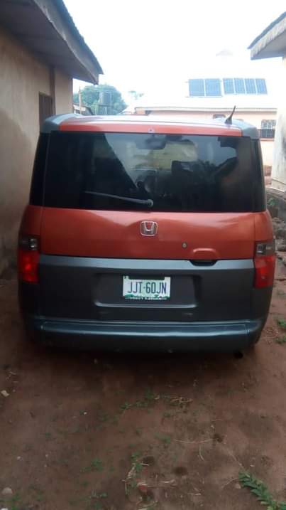 A picture of Very clean in nd out with cool 4plug engine nd