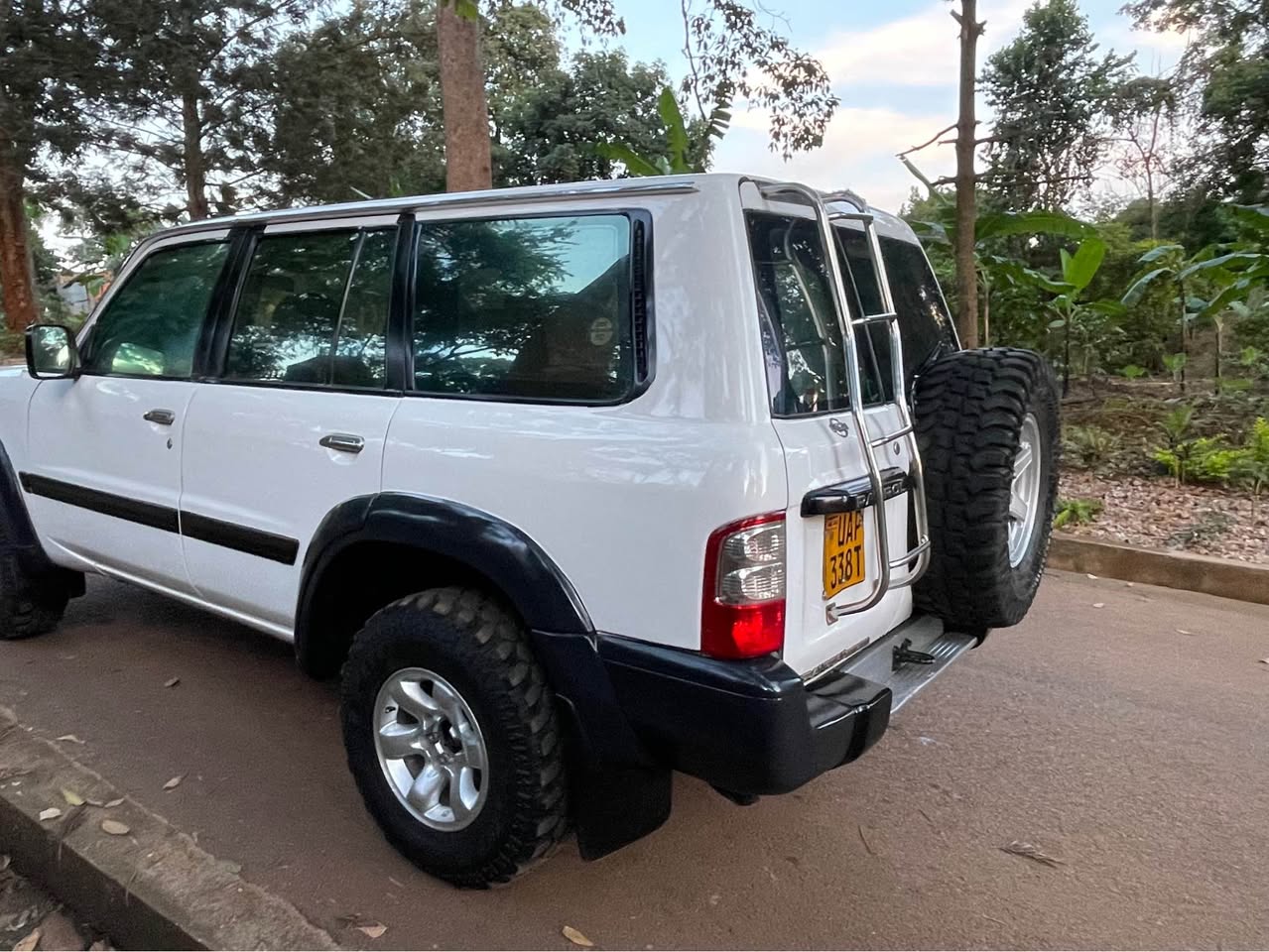 A picture of Nissan Patrol Safari 0754 191 739