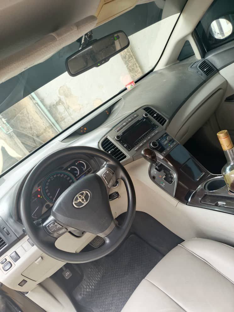 A picture of Not registered keyless 2012 model venza with nothing to fix
