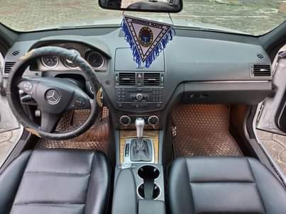 A picture of MERCEDES C300