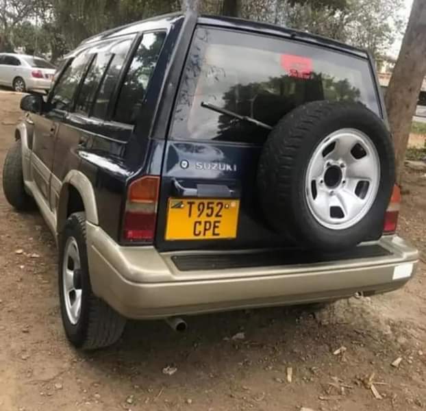 A picture of SUZUKI ESCUDO INJINI NDOGO 3.7M 0743173980