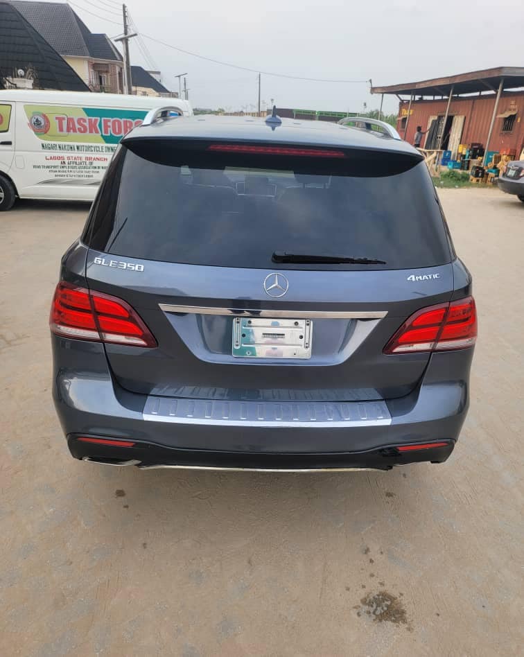 A picture of Machine 2013 ml350 4matic upgraded to 2018 Gle Thumbstart fullest
