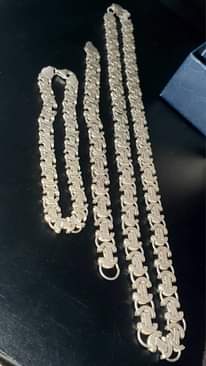A picture of PURE ORIGINAL SILVER CHAIN