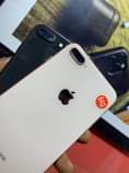 A picture of i phone 8 plus finger 64 gb