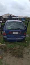 A picture of 2002 Small Car