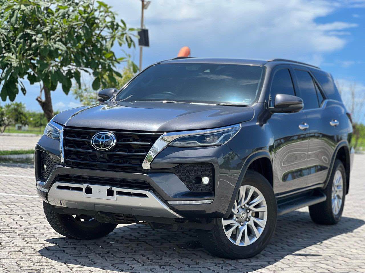 A picture of Fortuner new model 2022 kaliiii