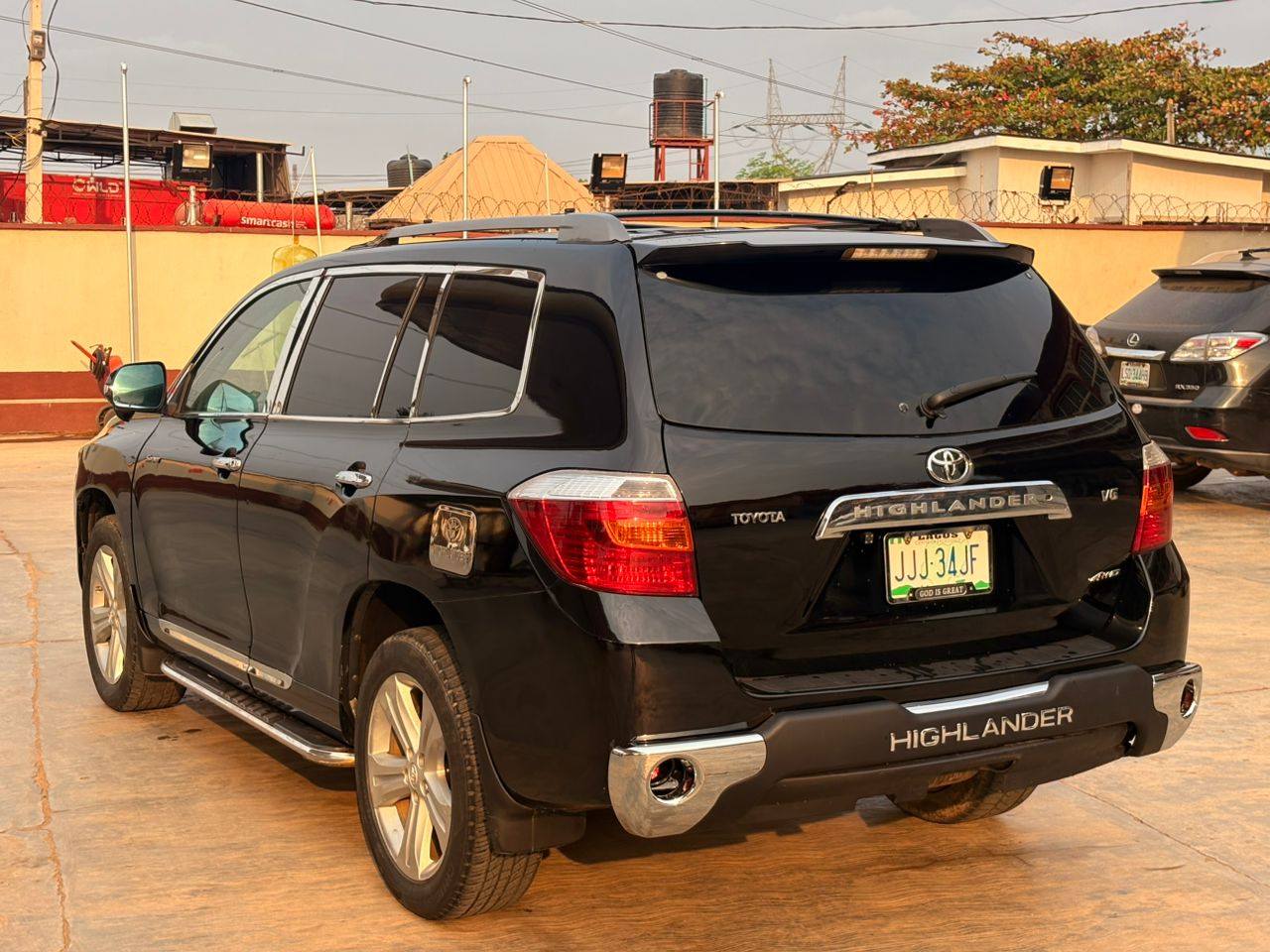 A picture of  BARELY USED NOT REGISTERED 2008 TOYOTA HIGHLANDER SPORT EDITION