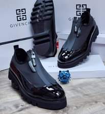 A picture of Shoes