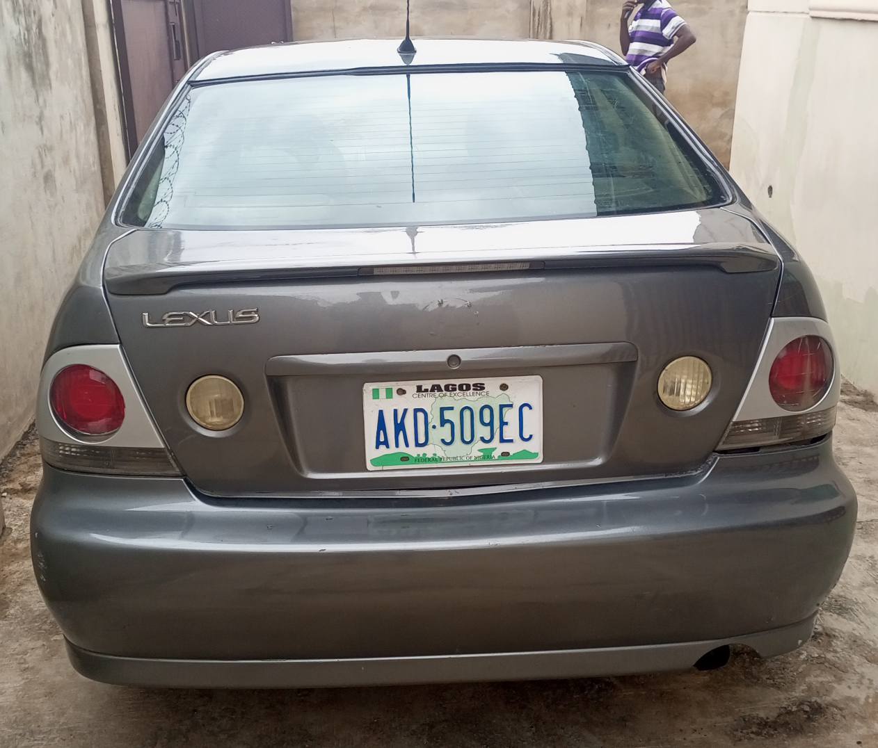 A picture of Is200 lexus