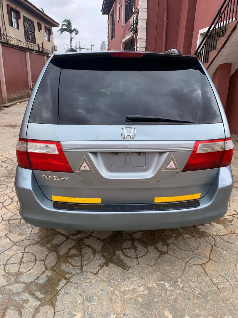 A picture of Dealer Market Toyota Siena for sale. Engine excellent Gear is