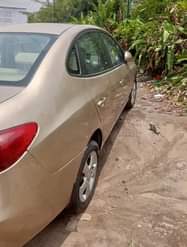 A picture of Hyundia Elantra 08 Model Engine is not good Buy a
