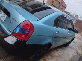 A picture of Hyundai accent 010