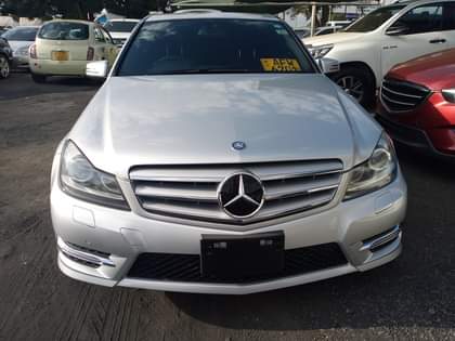 classifieds/cars mercedes
