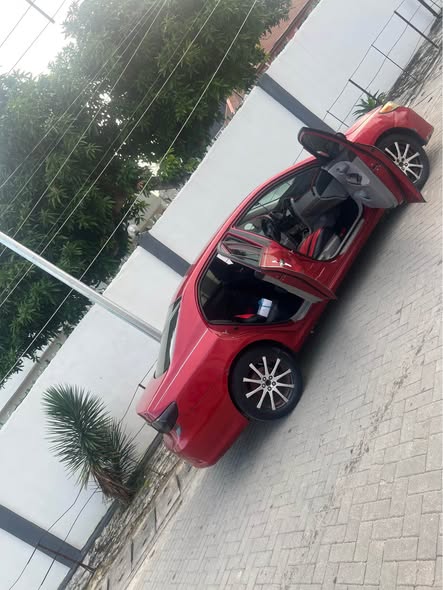 A picture of Toyota Corolla 2013