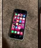 A picture of iphone 5se