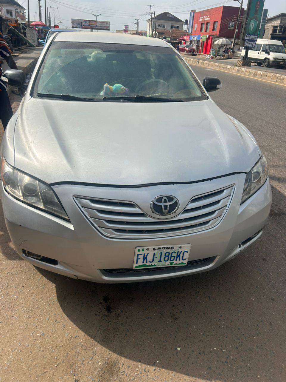 A picture of Toyota Camry 09