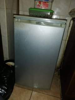 classifieds/fridges