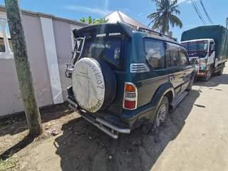 A picture of Prado tx 8 000 000