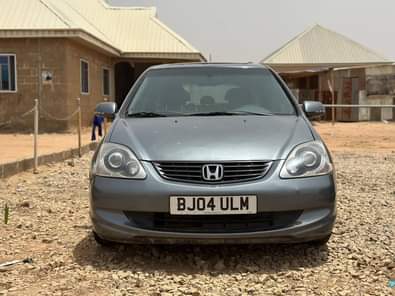 A picture of Few months used Honda civic 2005 model with duty Location